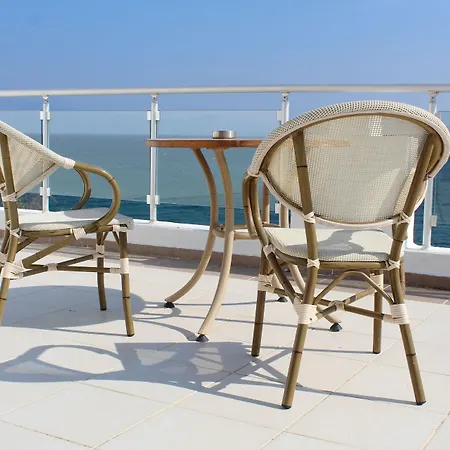 Altin Yunus & - 度假村