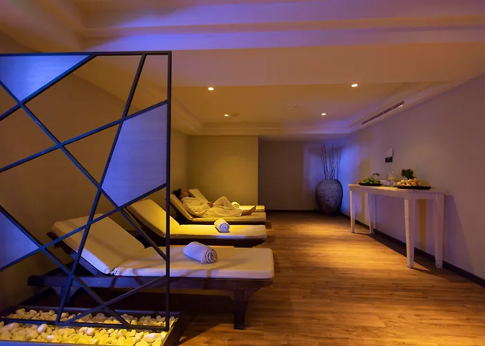 Altin Yunus & - 度假村