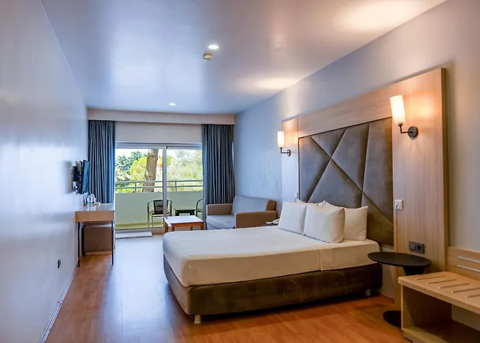 Θέρετρο Altin Yunus & - 5*