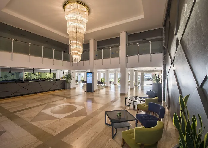 Курортний комплекс Altin Yunus & - Чешме